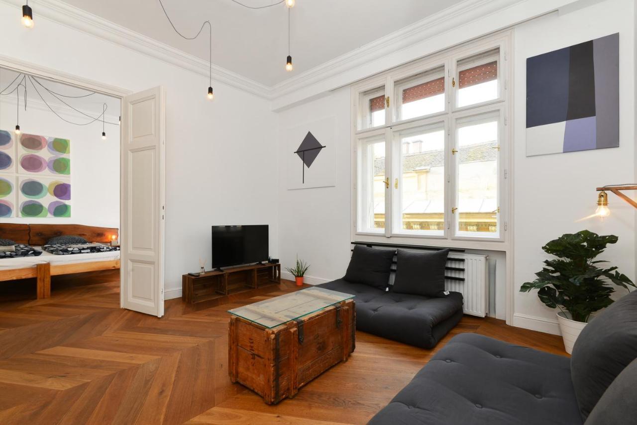 Daylight Apartment, The Best Location Budapest Exterior photo